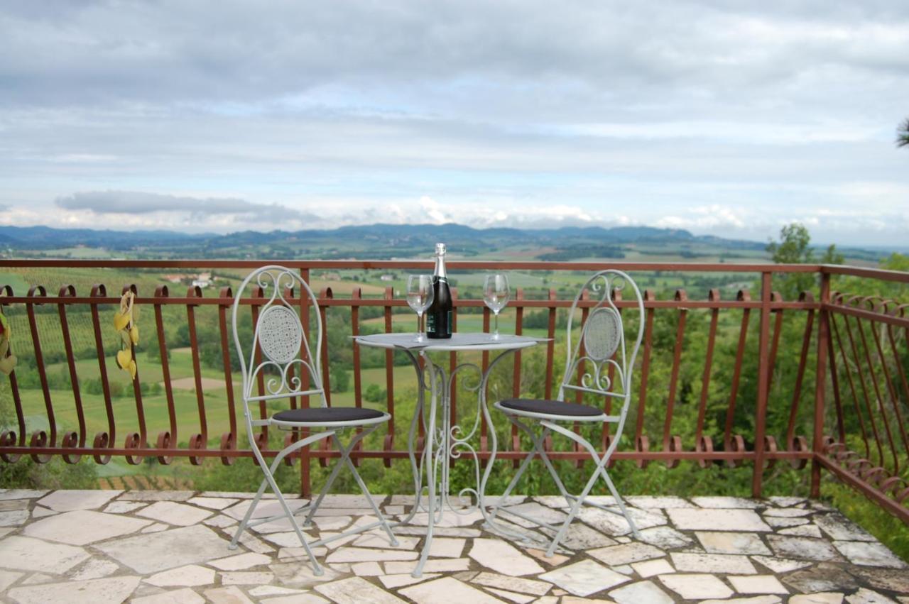 Un Angolo Di Paradiso Ozzano Monferrato Exterior foto